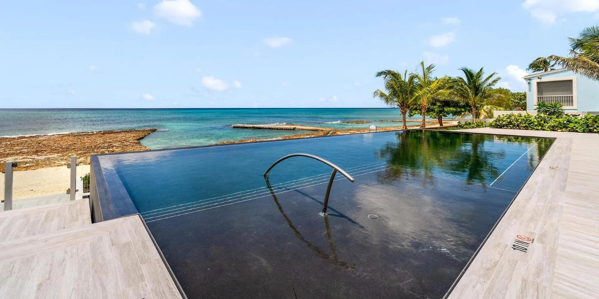 Aqua Second Floor Residence George Town Cayman Islands