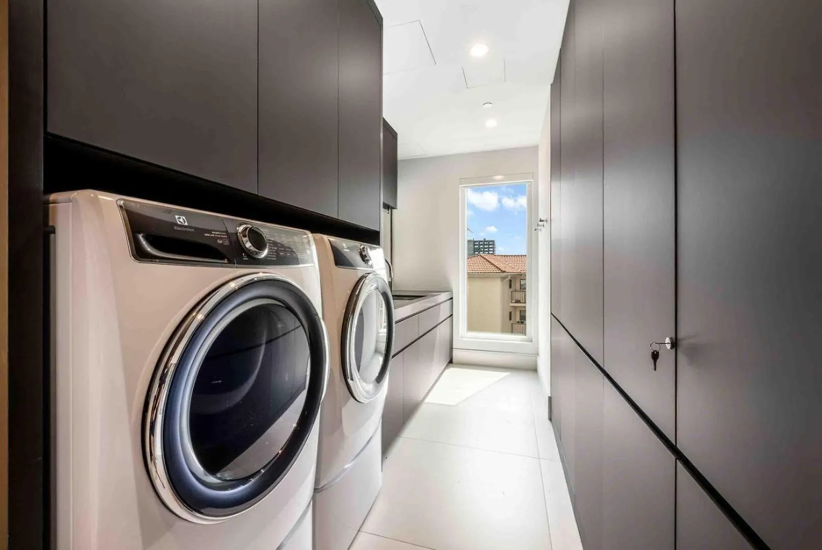 Aqua Second Floor Residence George Town Apartment