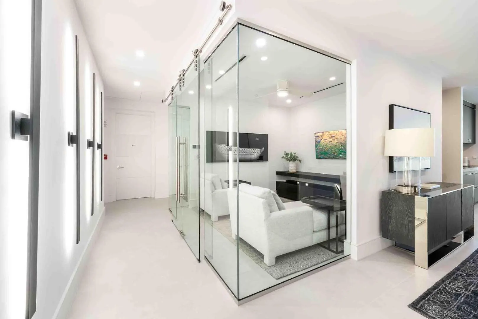 Apartment Aqua Second Floor Residence George Town