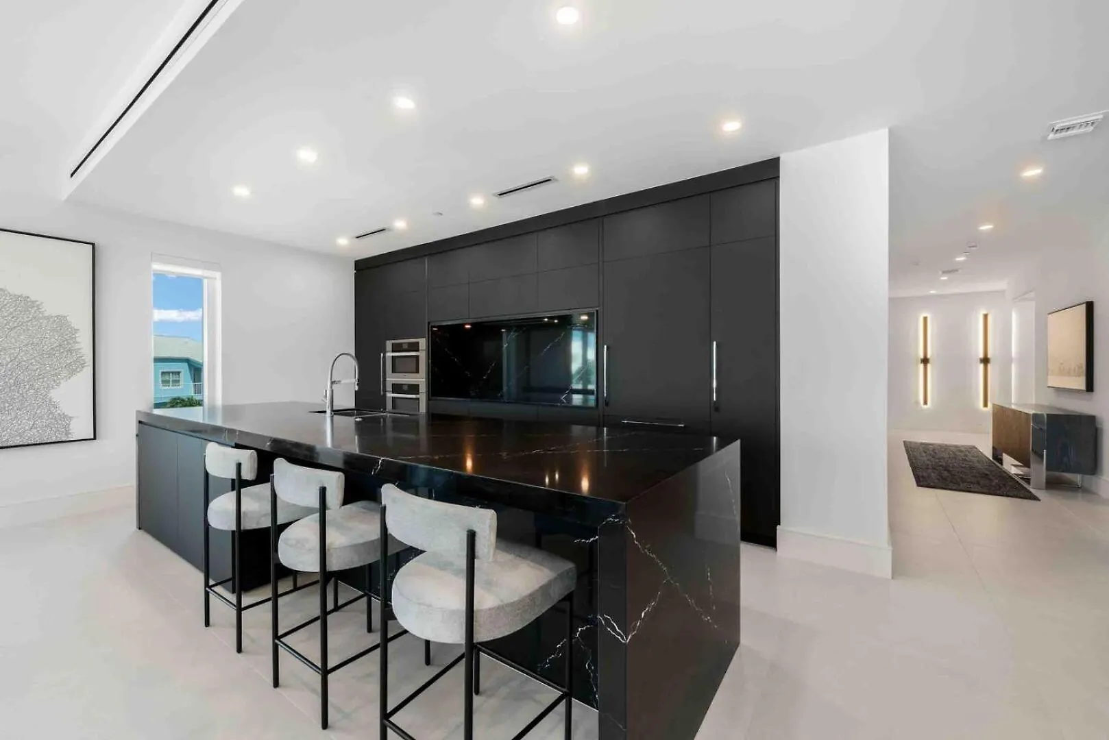 Aqua Second Floor Residence George Town Apartment