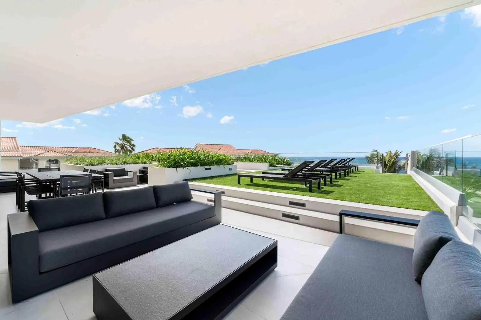 Aqua Second Floor Residence George Town